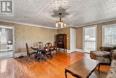 661 COUNTY ROAD 10 Prince Edward County (Picton) Ontario photo 18