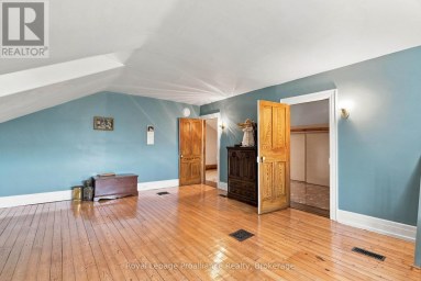 661 COUNTY ROAD 10 Prince Edward County (Picton) Ontario photo 28