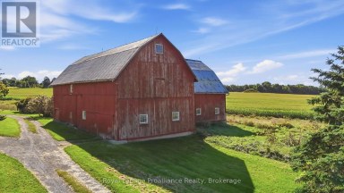661 COUNTY ROAD 10 Prince Edward County (Picton) Ontario photo 46