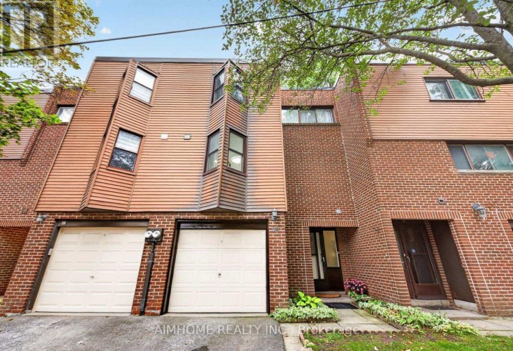 85 SONG MEADOWAY, Toronto (Hillcrest Village), Ontario, M2H2T9