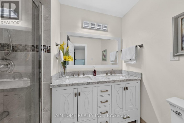85 SONG MEADOWAY, Toronto (Hillcrest Village), Ontario, M2H2T9
