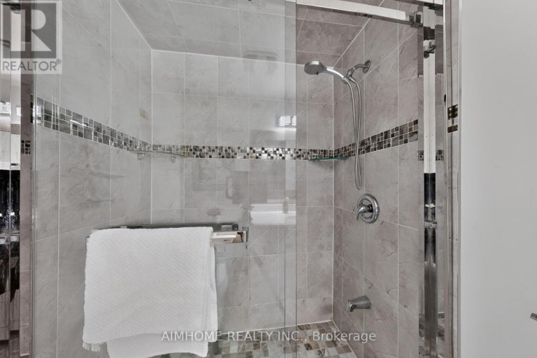 85 SONG MEADOWAY, Toronto (Hillcrest Village), Ontario, M2H2T9