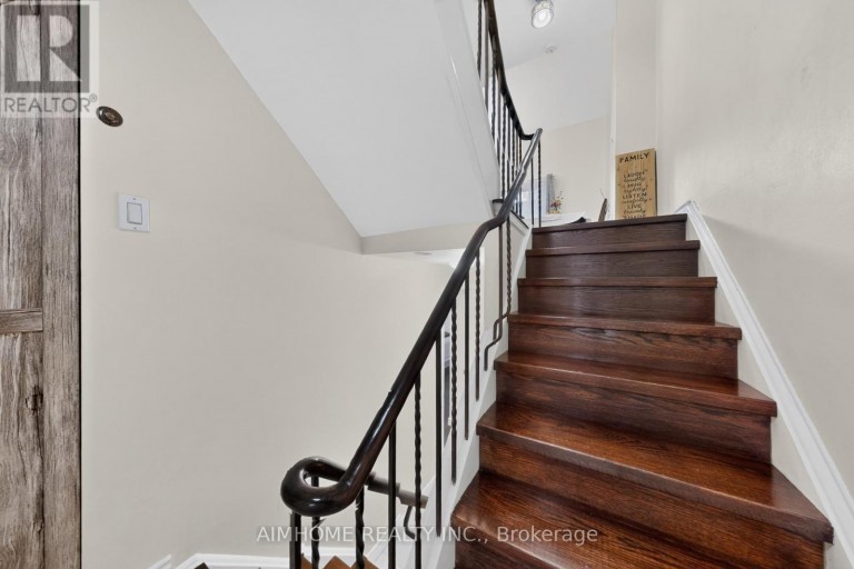 85 SONG MEADOWAY, Toronto (Hillcrest Village), Ontario, M2H2T9
