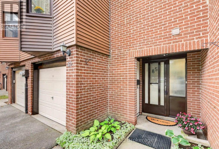 85 SONG MEADOWAY, Toronto (Hillcrest Village), Ontario, M2H2T9