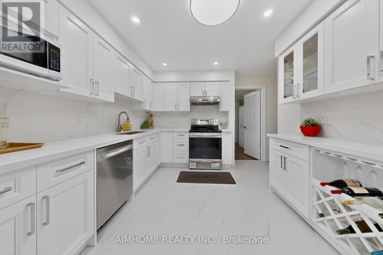 85 SONG MEADOWAY, Toronto (Hillcrest Village), Ontario, M2H2T9