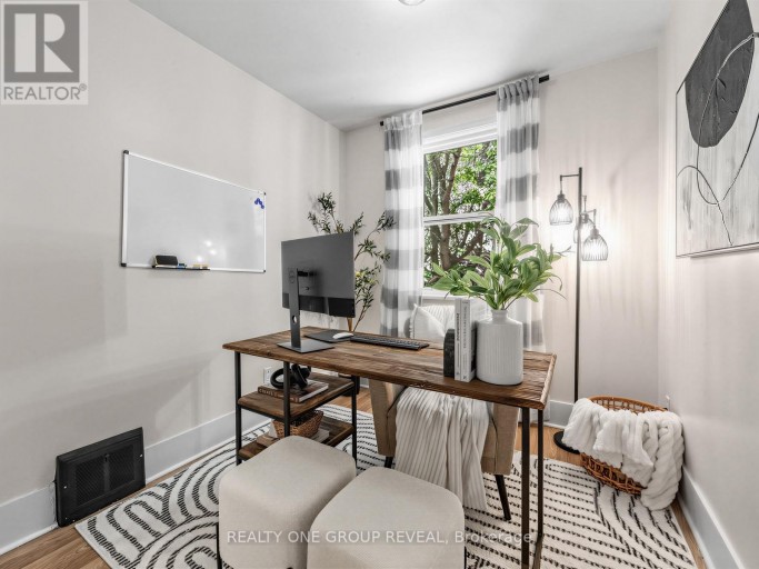 26 GLEN EVEREST ROAD, Toronto (Birchcliffe-Cliffside), Ontario, M1N1J3