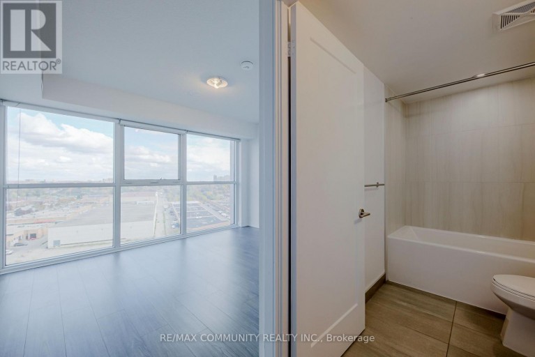 1102 - 225 VILLAGE GREEN SQUARE, Toronto (Agincourt South-Malvern West), Ontario, M1S0N4