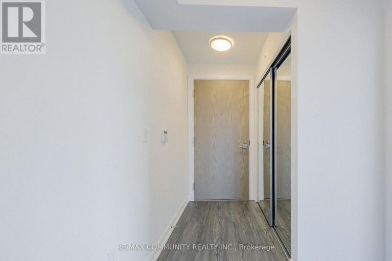 1102 - 225 VILLAGE GREEN SQUARE, Toronto (Agincourt South-Malvern West), Ontario, M1S0N4