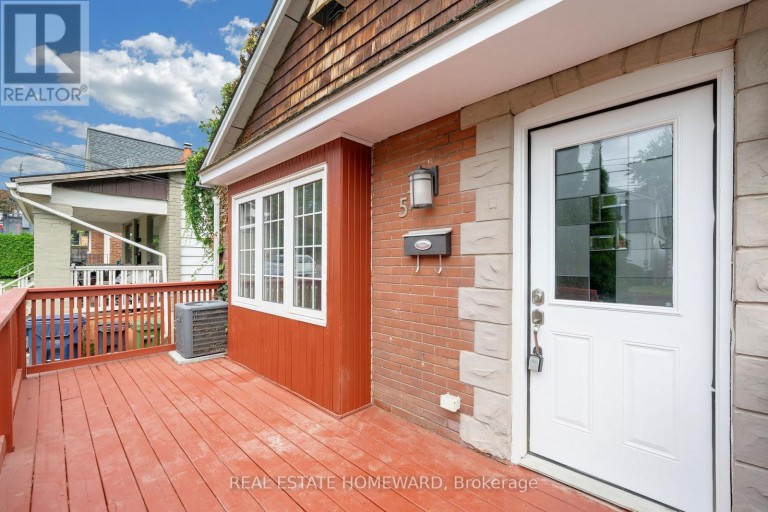 57 VALHALLA BOULEVARD, Toronto (Birchcliffe-Cliffside), Ontario, M1N3B4