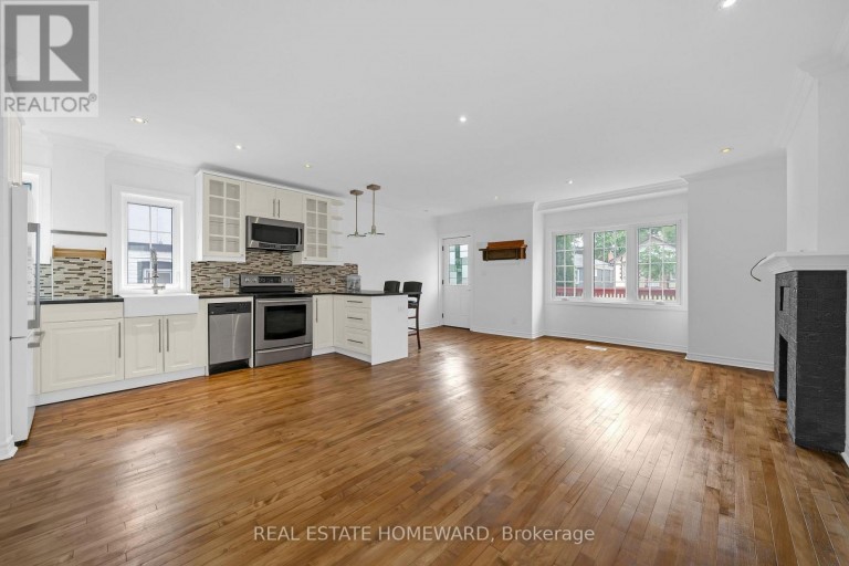 57 VALHALLA BOULEVARD, Toronto (Birchcliffe-Cliffside), Ontario, M1N3B4