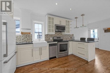 57 VALHALLA BOULEVARD Toronto (Birchcliffe-Cliffside) Ontario photo 3