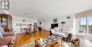 818 - 2 RAYMERVILLE DRIVE Markham (Raymerville) Ontario photo 5
