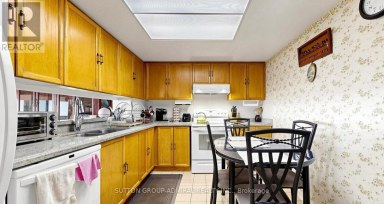 818 - 2 RAYMERVILLE DRIVE Markham (Raymerville) Ontario photo 7