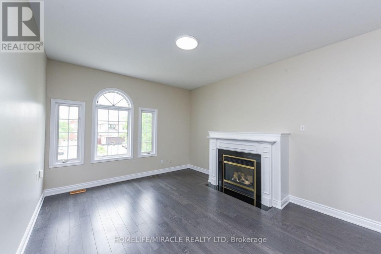 25 BLACKCHERRY LANE, Brampton (Sandringham-Wellington), Ontario, L6R2Y5