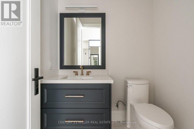 481 CHARTWELL ROAD, Oakville (MO Morrison), Ontario, L6J4A6