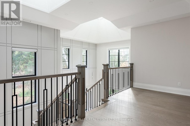 481 CHARTWELL ROAD, Oakville (MO Morrison), Ontario, L6J4A6