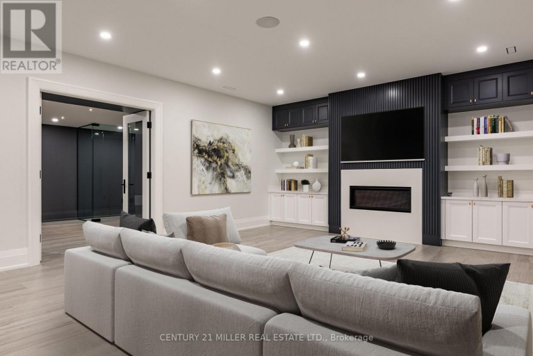 481 CHARTWELL ROAD, Oakville (MO Morrison), Ontario, L6J4A6