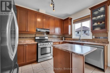 14A HUNT STREET Clarington (Bowmanville) Ontario photo 10