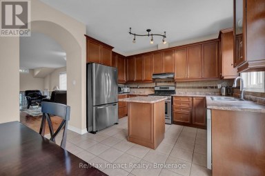 14A HUNT STREET Clarington (Bowmanville) Ontario photo 14