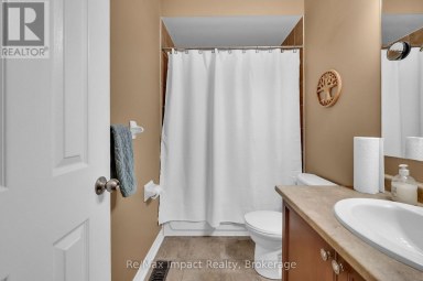 14A HUNT STREET Clarington (Bowmanville) Ontario photo 20