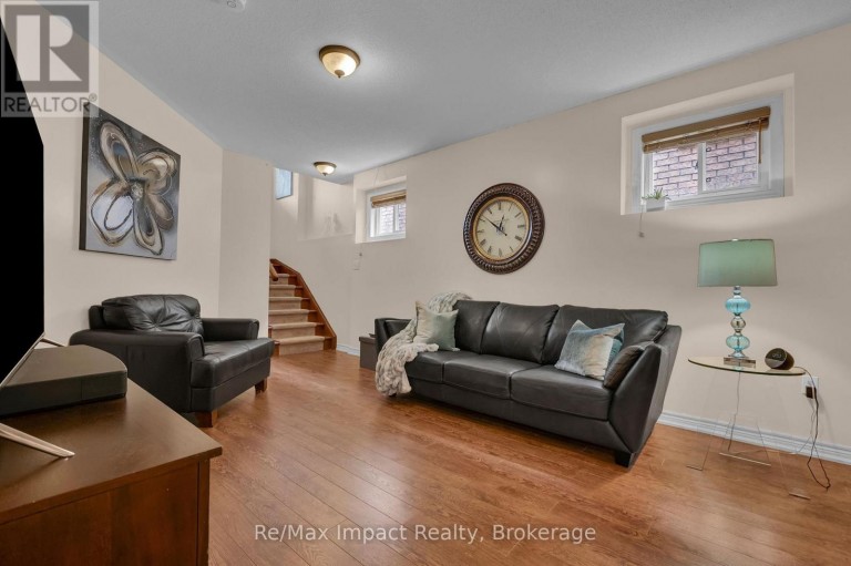 14A HUNT STREET, Clarington (Bowmanville), Ontario, L1C0A4