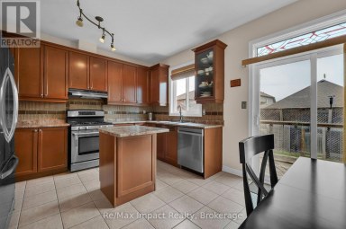 14A HUNT STREET Clarington (Bowmanville) Ontario photo 9
