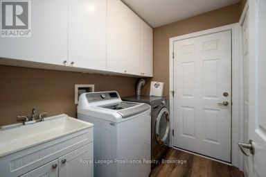 16 FOREST VALLEY DRIVE Quinte West (Frankford Ward) Ontario photo 33