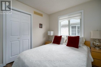 16 FOREST VALLEY DRIVE Quinte West (Frankford Ward) Ontario photo 35
