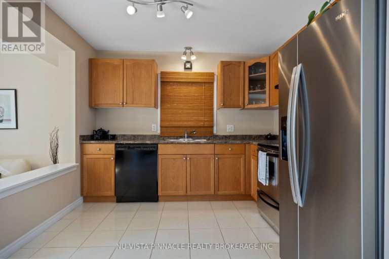 2504 MEADOWGATE BOULEVARD, London South (South U), Ontario, N6M1L8
