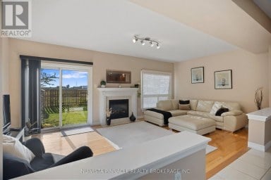2504 MEADOWGATE BOULEVARD London South (South U) Ontario photo 16