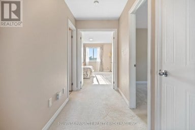 2504 MEADOWGATE BOULEVARD London South (South U) Ontario photo 19