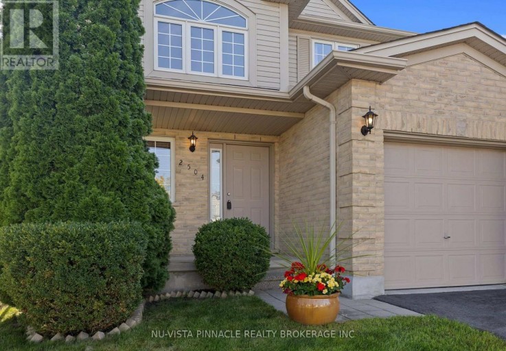 2504 MEADOWGATE BOULEVARD, London South (South U), Ontario, N6M1L8