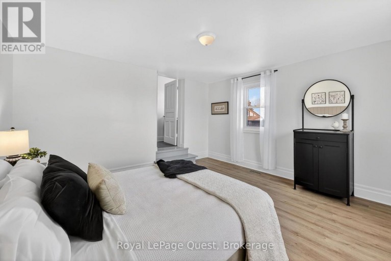 109 BRANT STREET E, Orillia, Ontario, L3V1Z3