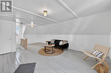 109 BRANT STREET E Orillia Ontario photo 42