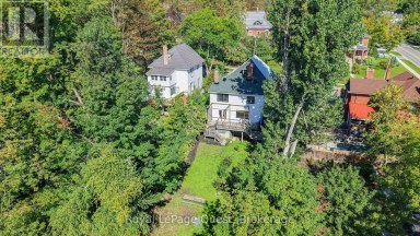 109 BRANT STREET E Orillia Ontario photo 47