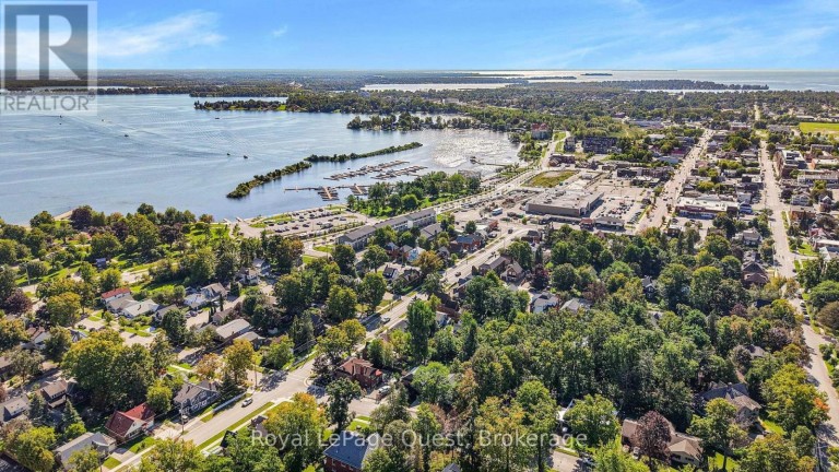 109 BRANT STREET E, Orillia, Ontario, L3V1Z3