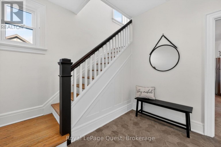 109 BRANT STREET E, Orillia, Ontario, L3V1Z3