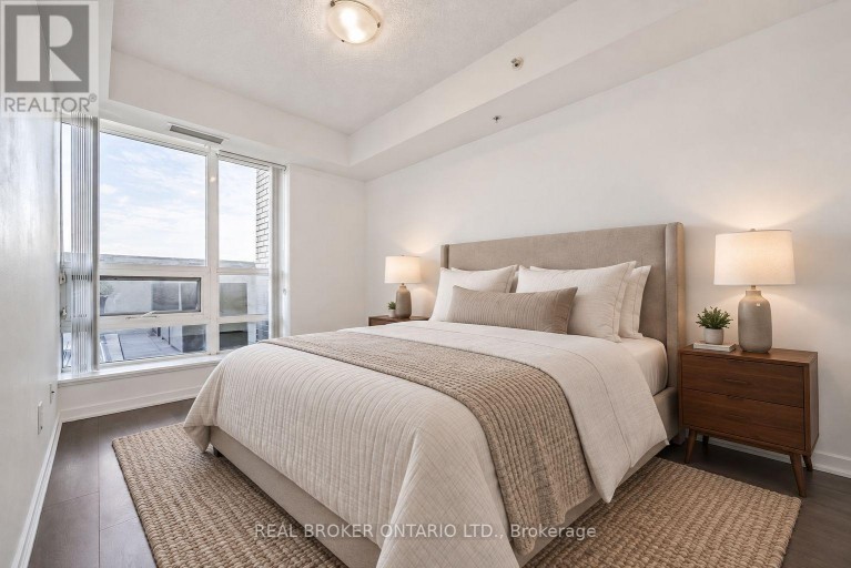 736 - 68 ABELL STREET, Toronto (Little Portugal), Ontario, M6J0B1
