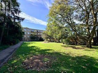 305 - 28 UPPER CANADA DRIVE Toronto (St. Andrew-Windfields) Ontario photo 14