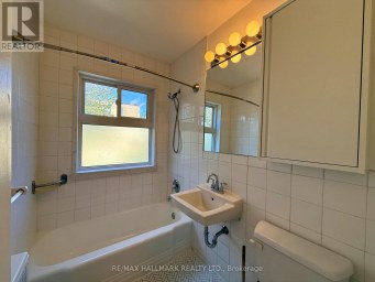 305 - 28 UPPER CANADA DRIVE Toronto (St. Andrew-Windfields) Ontario photo 8