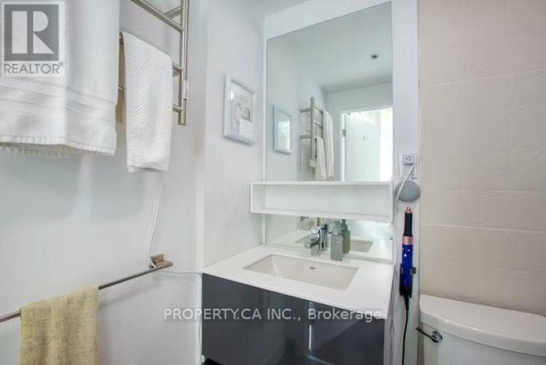 PH2 - 109 WOLSELEY STREET, Toronto (Trinity-Bellwoods), Ontario, M6J1K1