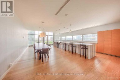 901 - 25 TELEGRAM MEWS Toronto (Waterfront Communities) Ontario photo 12