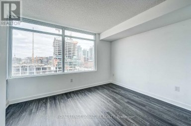 901 - 25 TELEGRAM MEWS Toronto (Waterfront Communities) Ontario photo 3