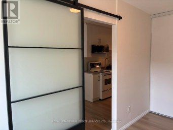 2 - 2525 YONGE STREET Toronto (Yonge-Eglinton) Ontario photo 3