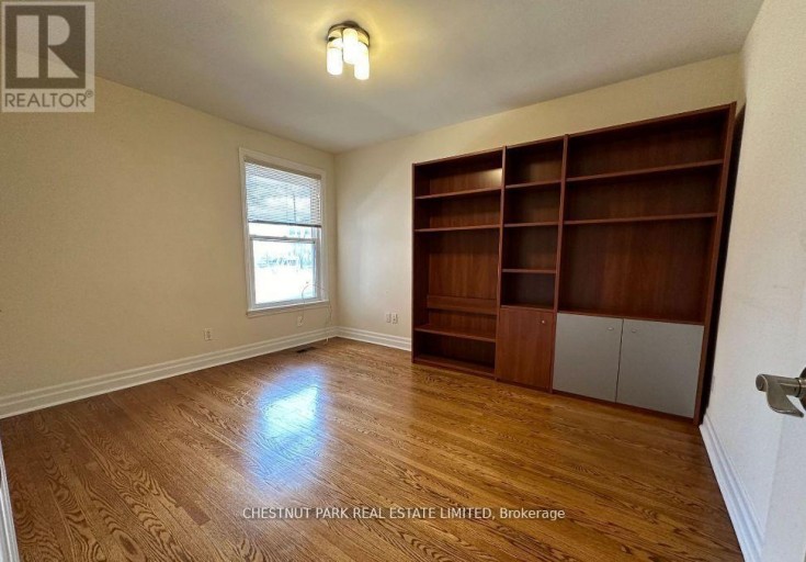 184 BURBANK DRIVE, Toronto (Bayview Village), Ontario, M2K1P4