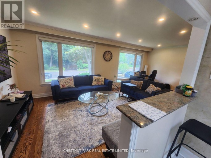 184 BURBANK DRIVE, Toronto (Bayview Village), Ontario, M2K1P4
