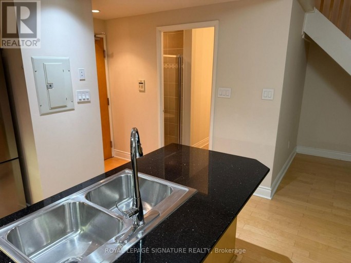 1705 - 80 CUMBERLAND STREET, Toronto (Annex), Ontario, M5R3N7