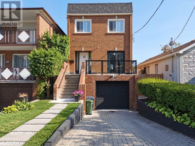 13 MULBERRY CRESCENT, Toronto (Oakwood Village), Ontario, M6C1N4