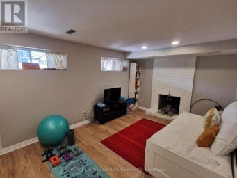 13 MULBERRY CRESCENT Toronto (Oakwood Village) Ontario photo 24