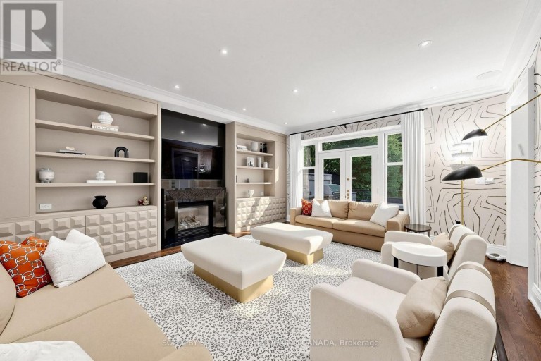 230 HILLHURST BOULEVARD, Toronto (Bedford Park-Nortown), Ontario, M5N1P4